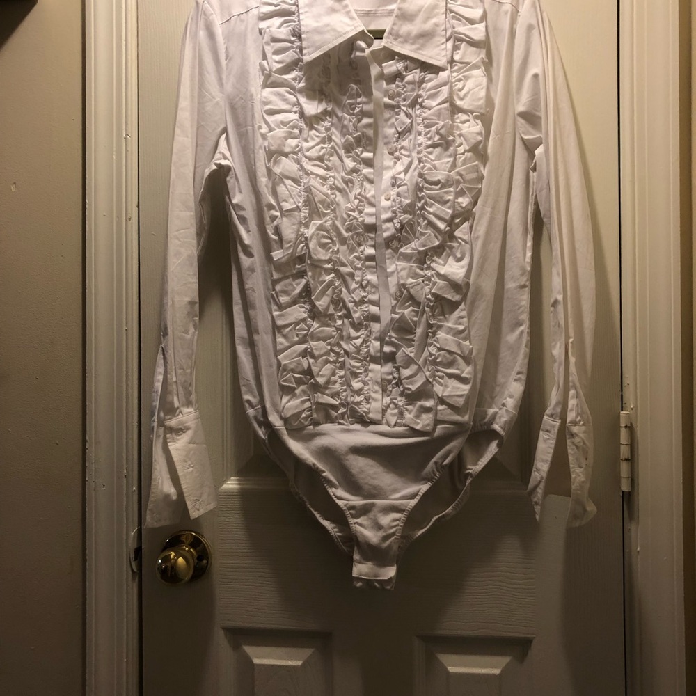 Ruffled bodysuit “new”